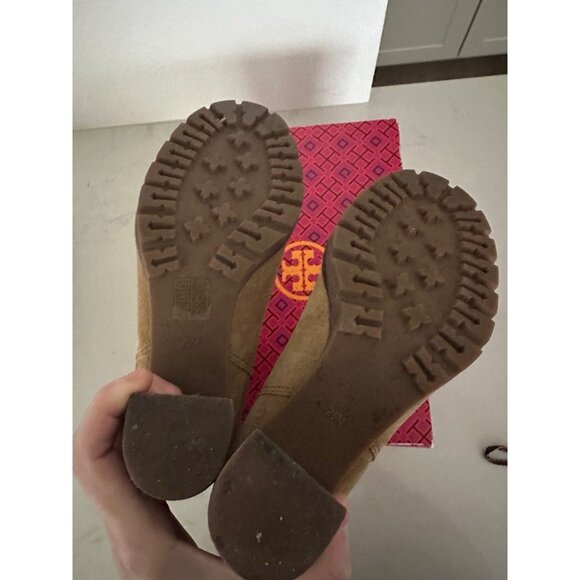 Women’s Tory Burch Stafford Tan Suede Leather Ankle Lug Sole Heeled Booties 7.5 - Picture 3 of 10
